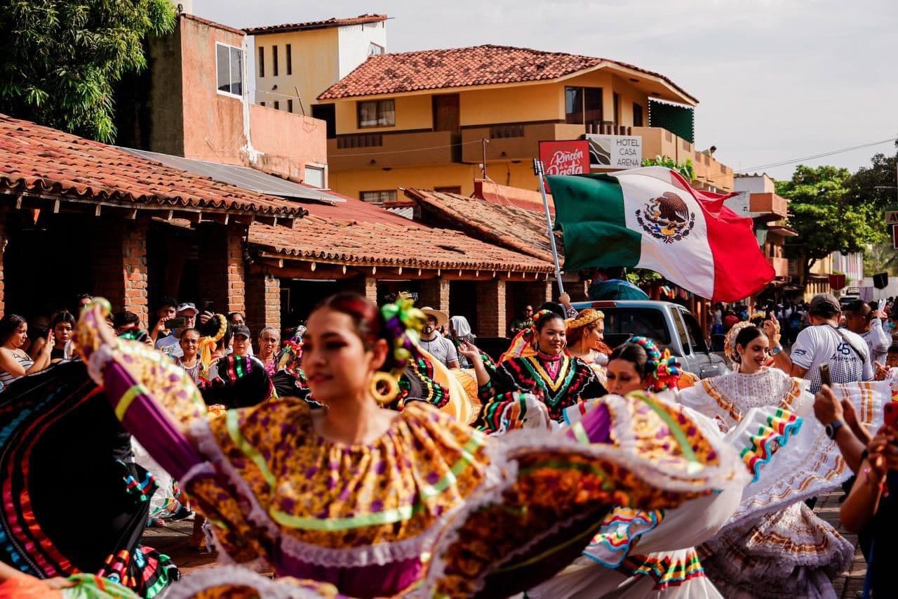 ¿Cómo se vive el 16 de septiembre en Zihuatanejo de Azueta en Guerrero? Guía completa